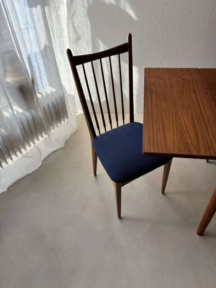 Scandinavian design dining table in solid teak from the 1960s.