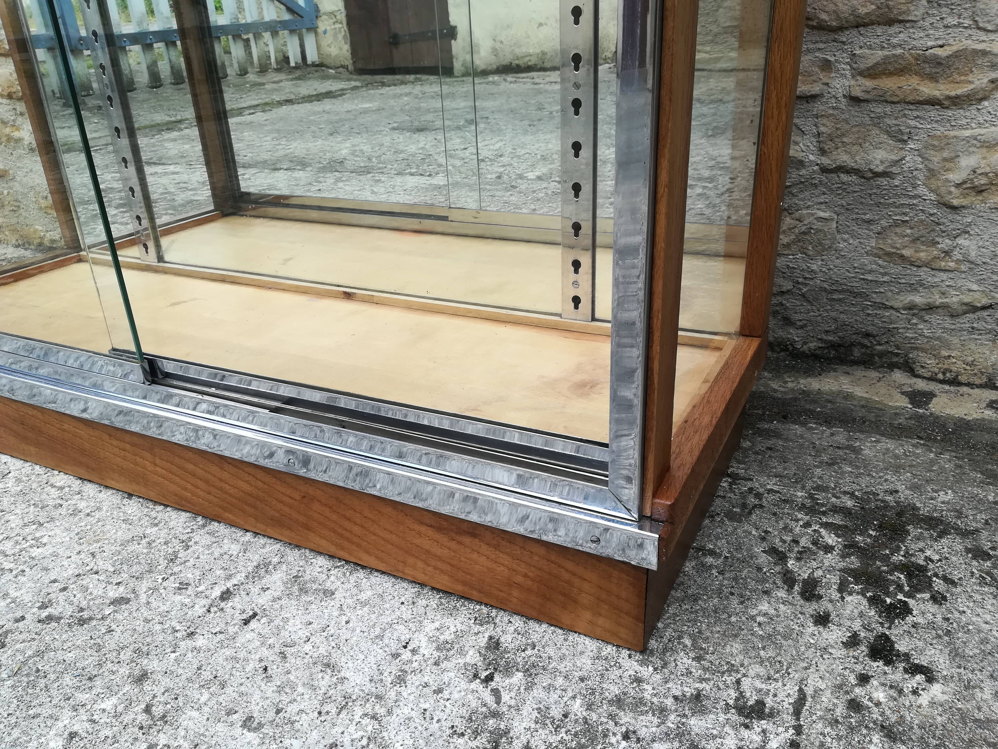 Chrome and wood metal showcase