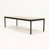 Table basse en wengé de la série Spectrum kw par Martin Visser dans les années 1960.