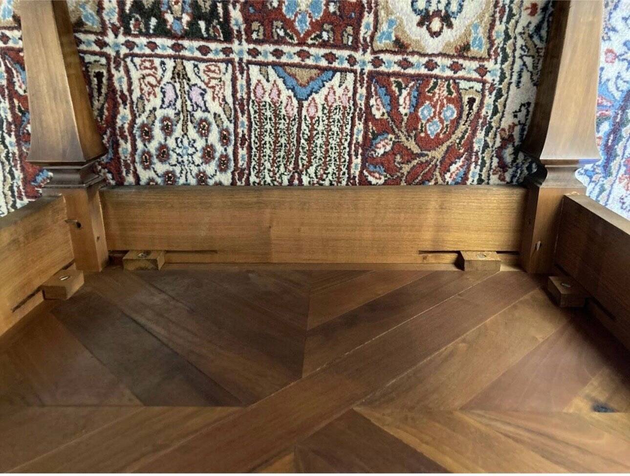 Coffee table in solid walnut – Versailles Parquet marquetry – Louis style