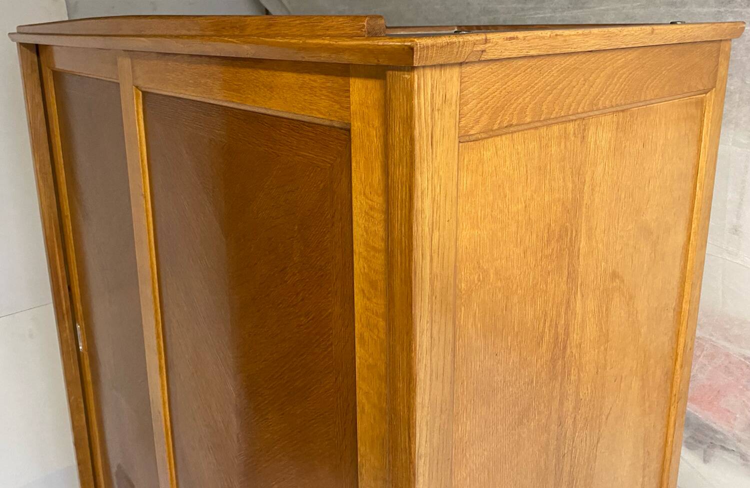 Vintage wardrobe with compass feet, sliding doors