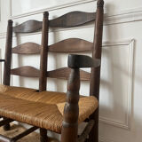 Wood and straw banquette