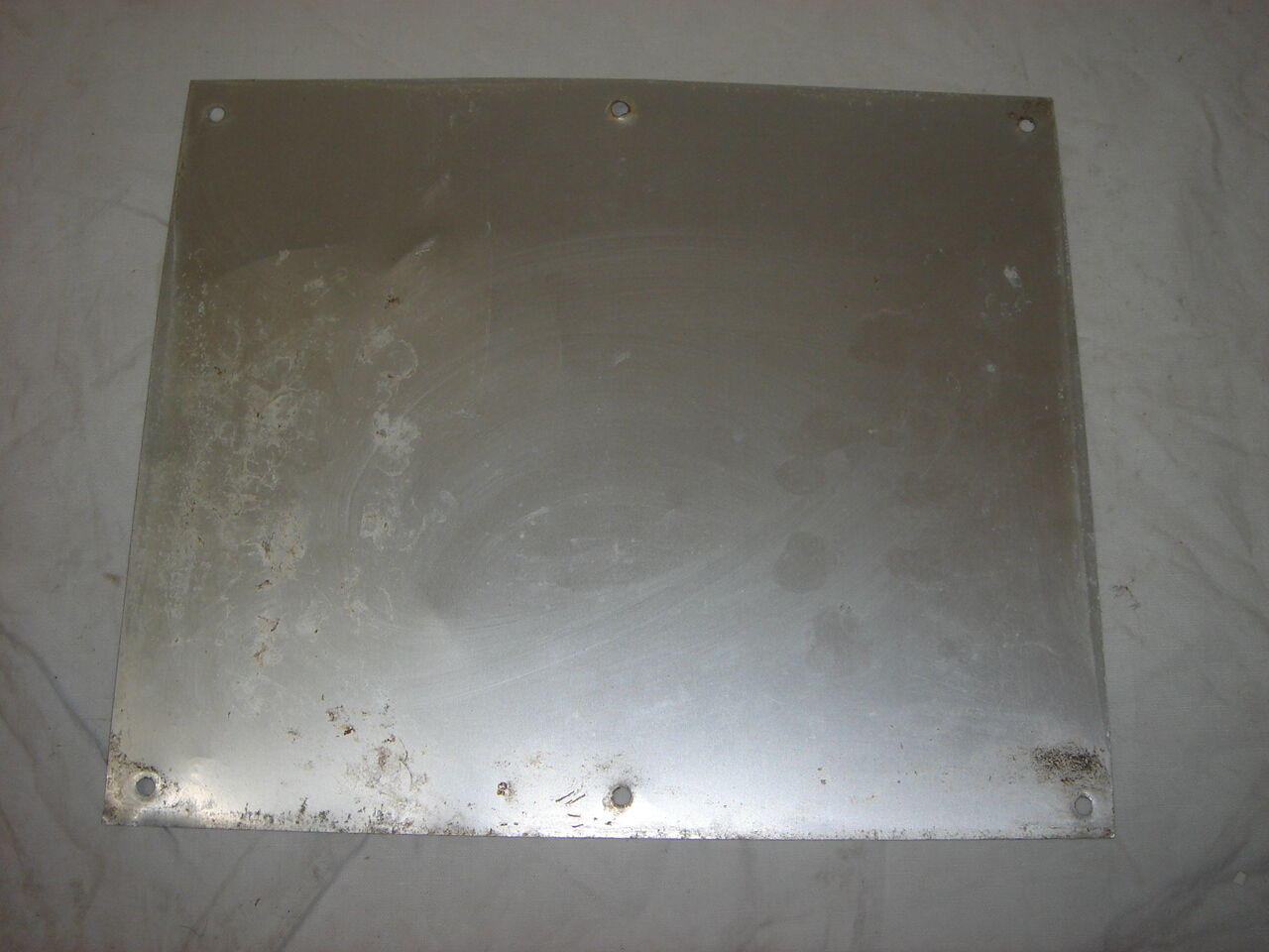 1970 metal plate: Hunting and wildlife reserve
