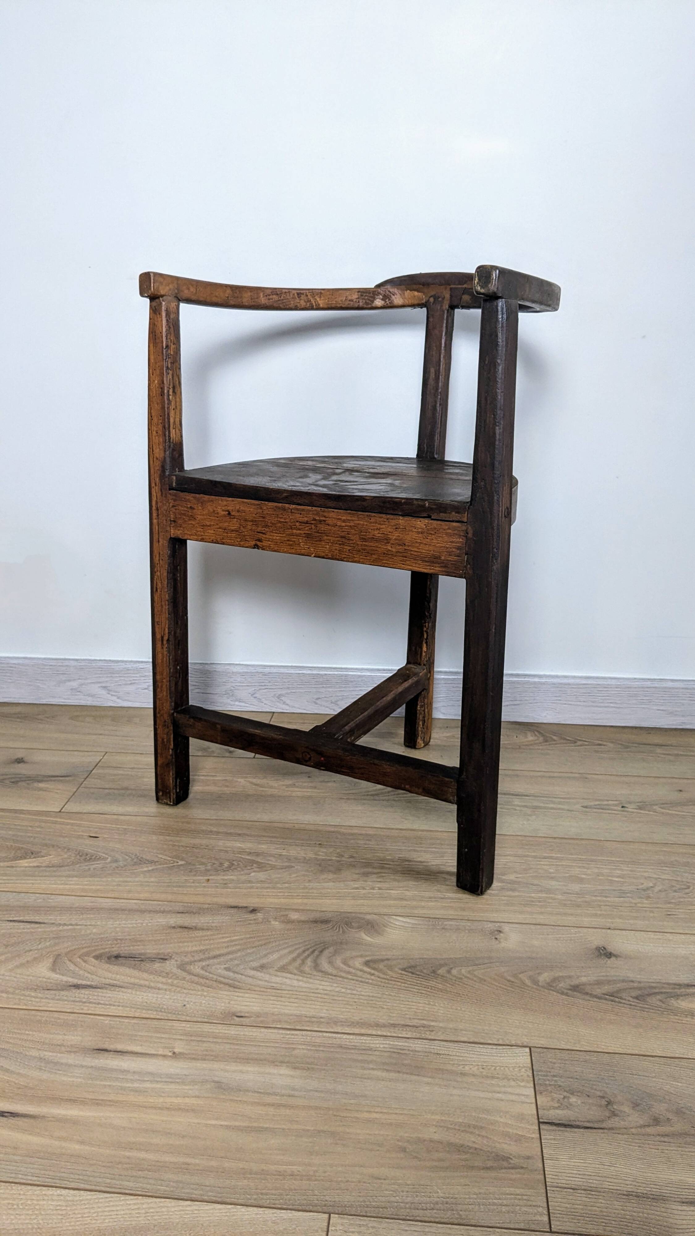 Arts & Craft Country Armchair