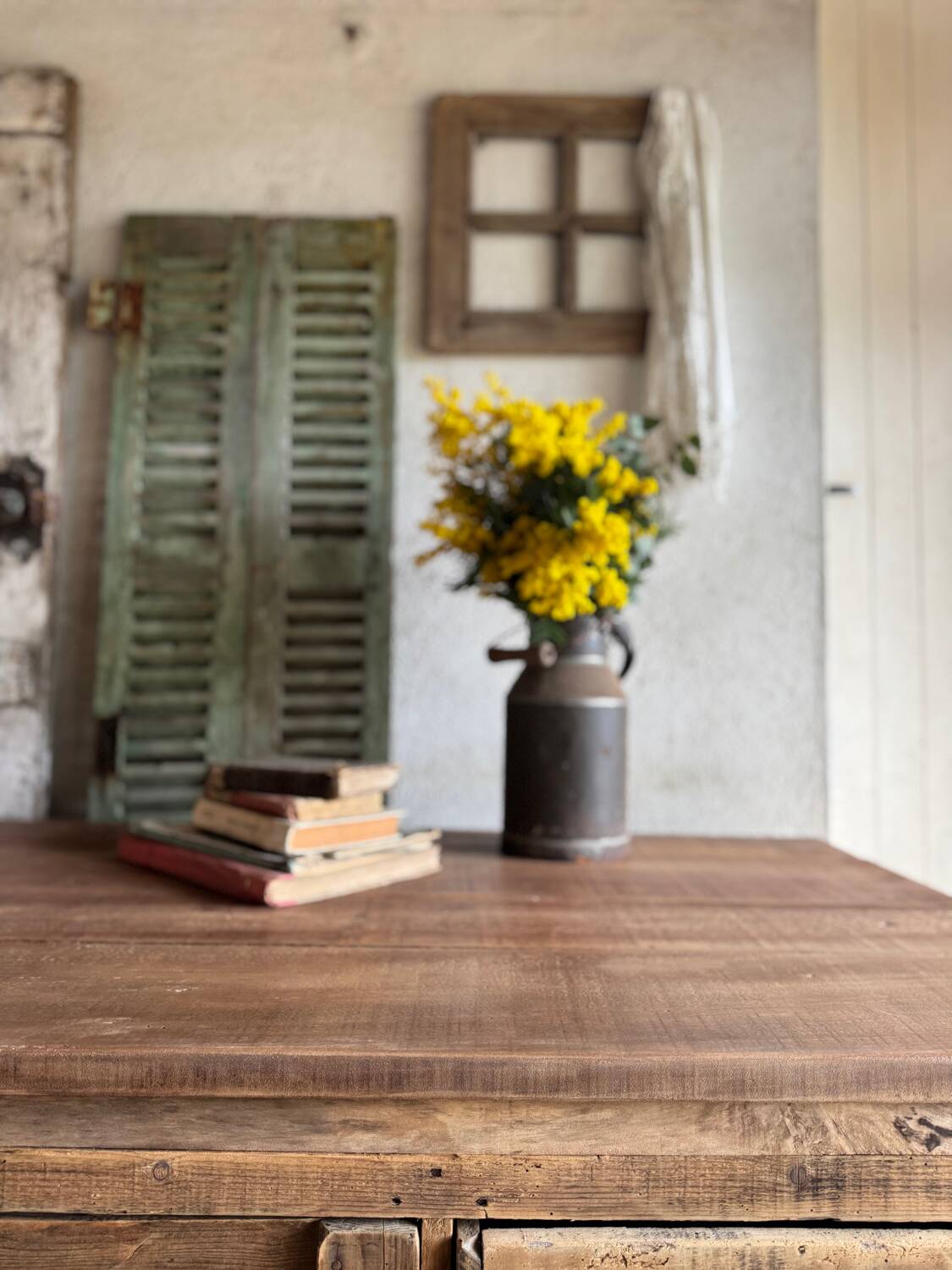 The workshop cabinet with 8 drawers.