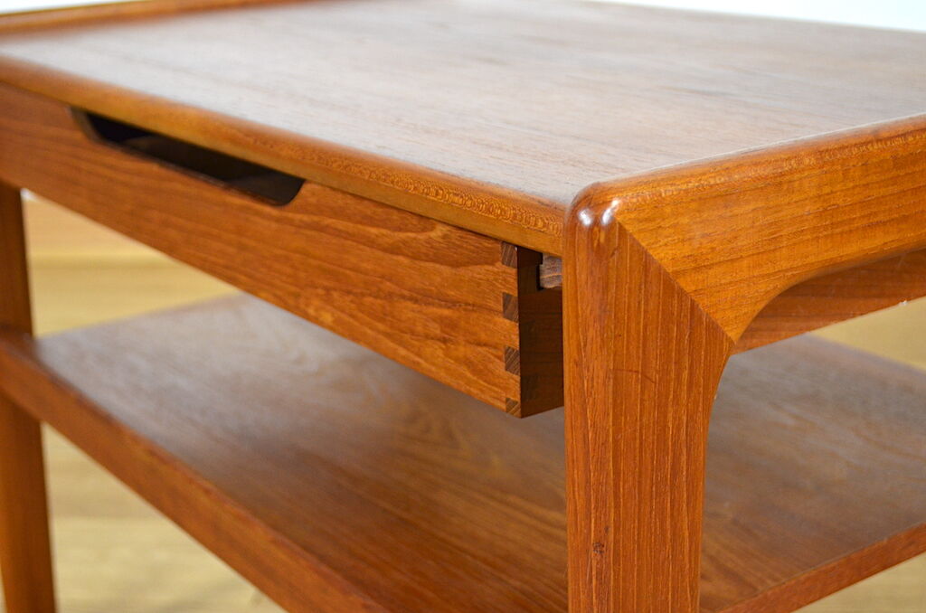Scandinavian side table in vintage teak 1960