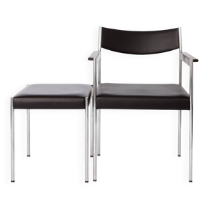 Fauteuil et repose-pieds