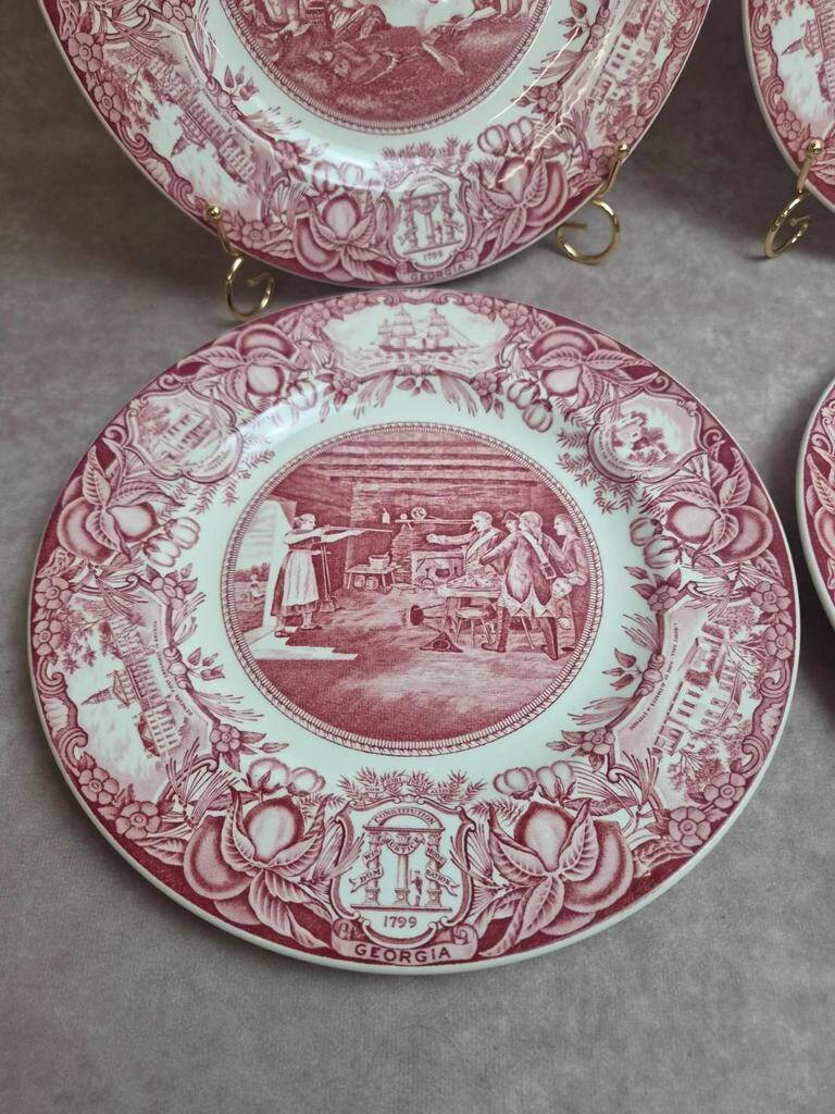 Set of 4 Wedgwood Georgia Historical Plates Mulberry England vintage
