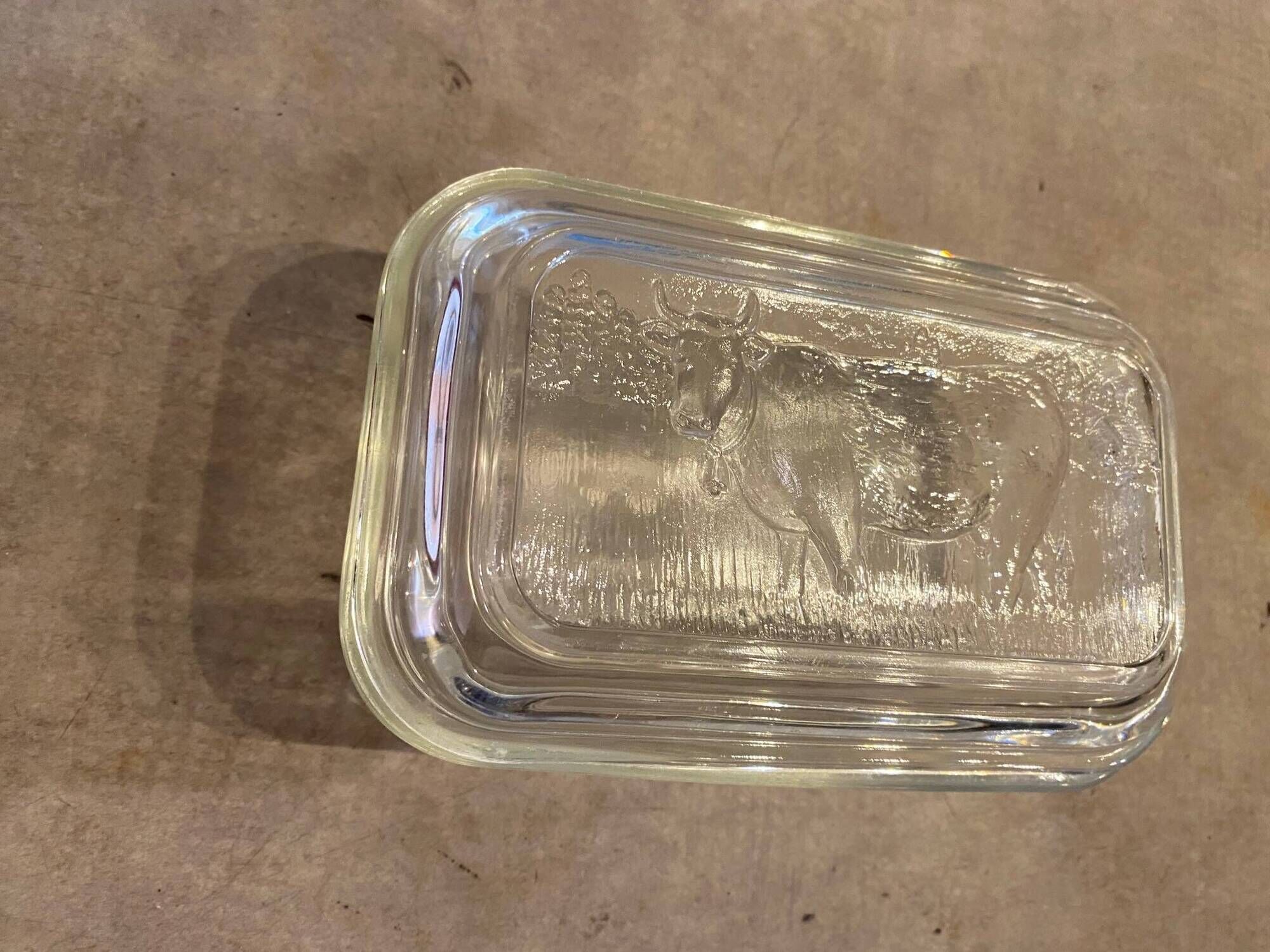 Old butter dish with glass cow decor brand duralex vintage 1970s