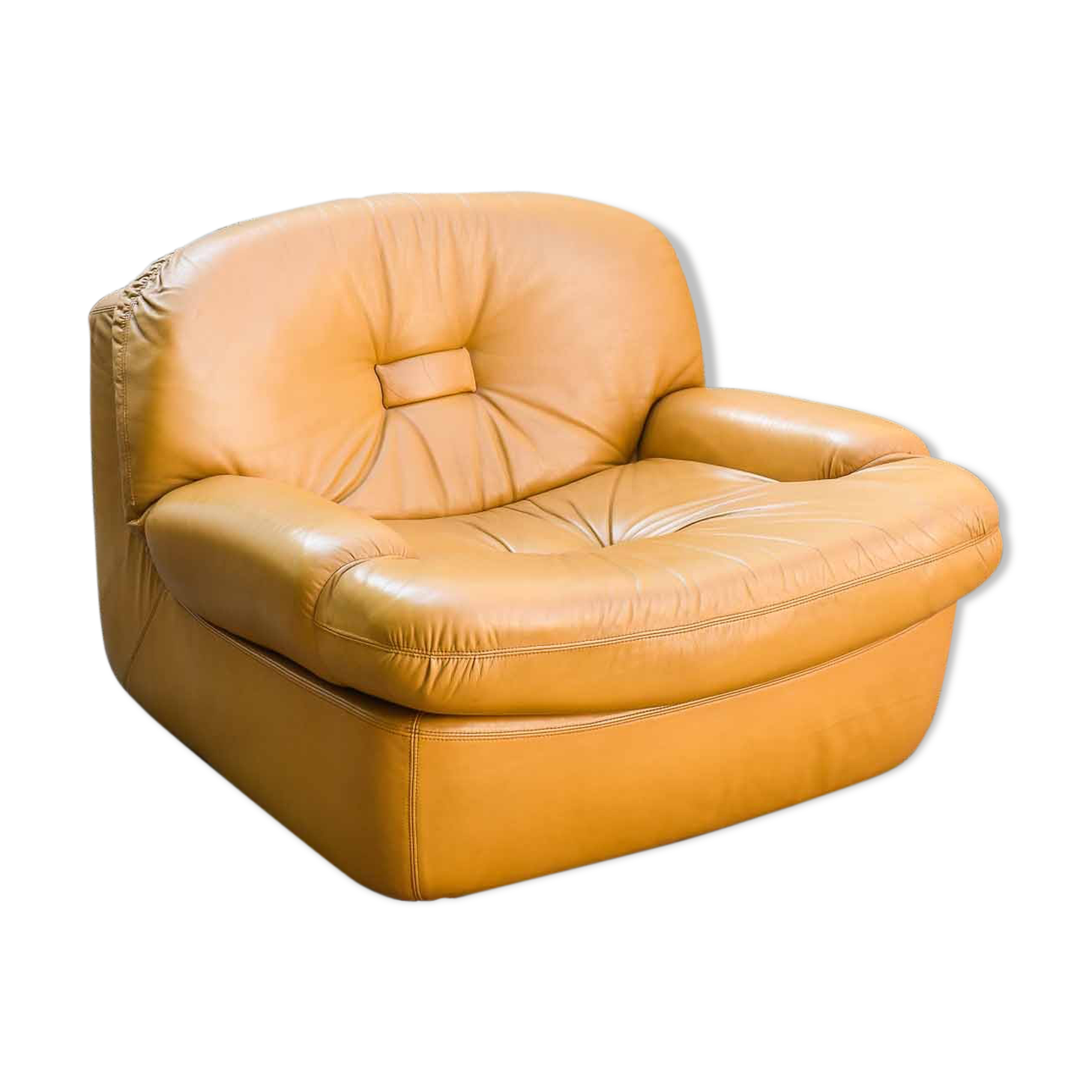 Italian club chair, 1970