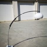 Seventies arc lamppost