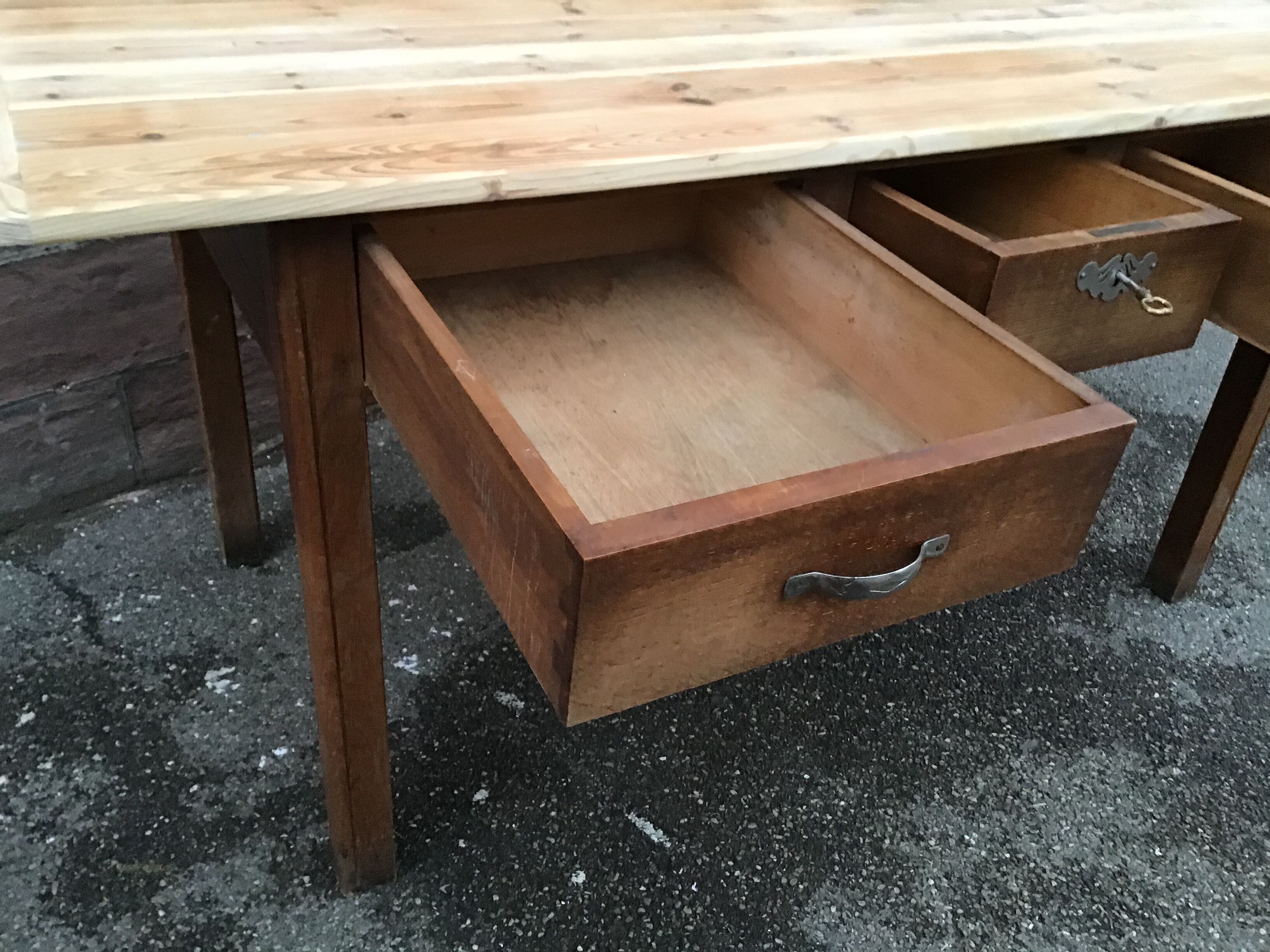 Vintage farm table 1920