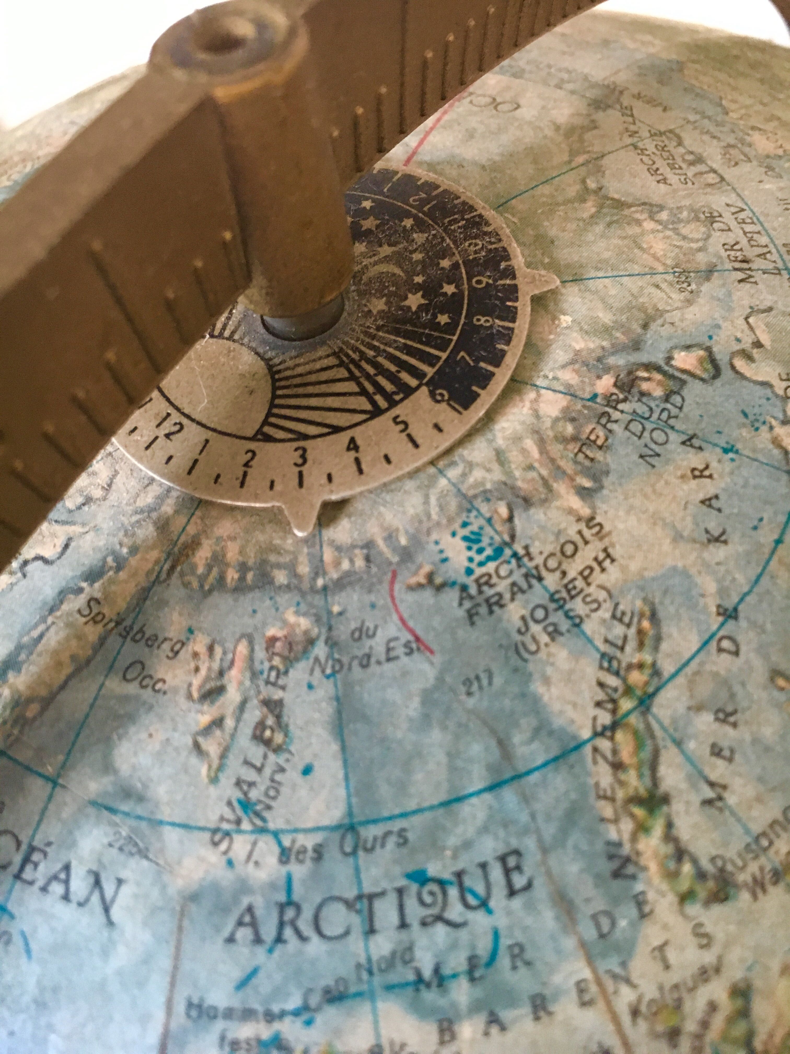 Ancient globe Scan-Globe A/S Denmark - in relief