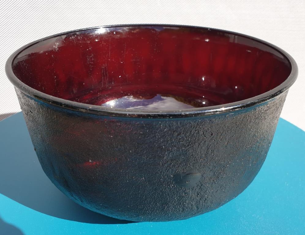 Salad bowl Sierra glass ruby granite frosted Arcoroc 1970