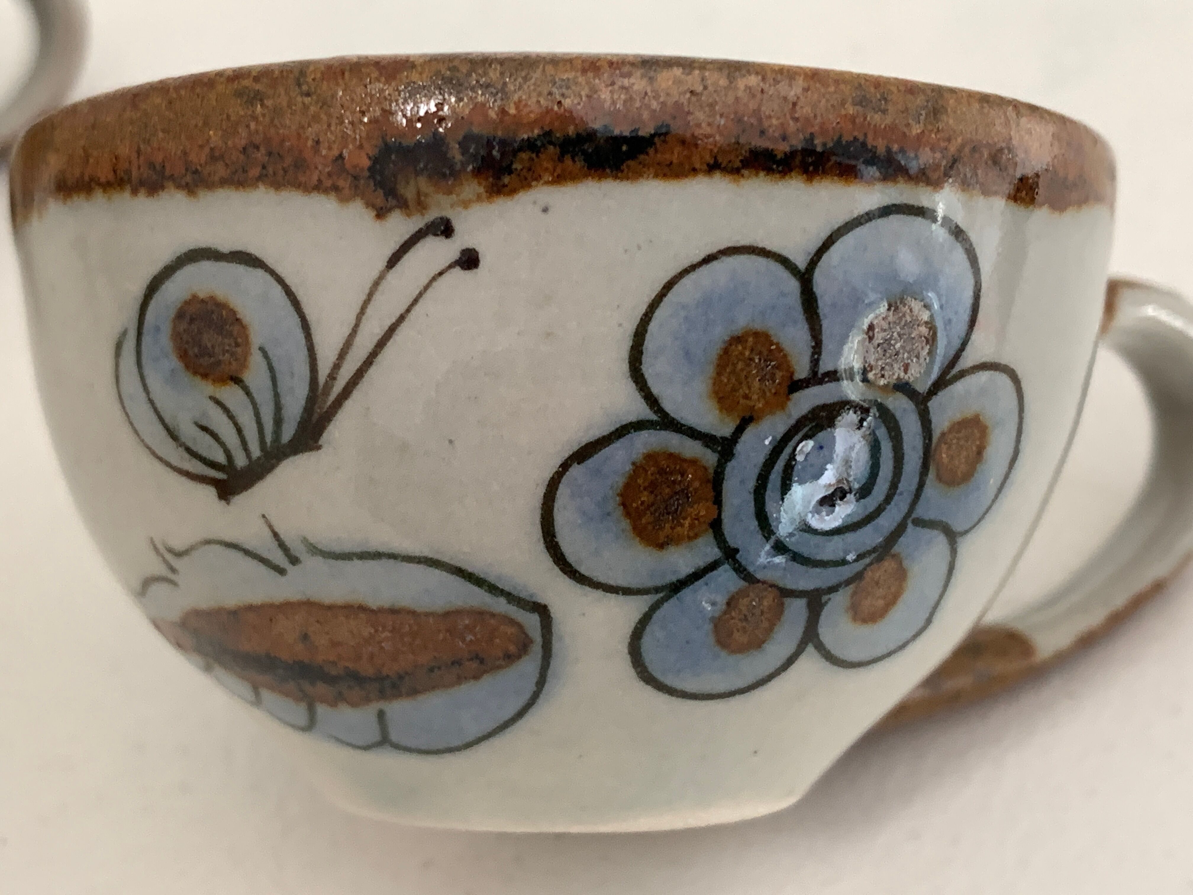 6 ceramic cups Ken Edwards, Tonala, Mexico, with sub cups and sugar