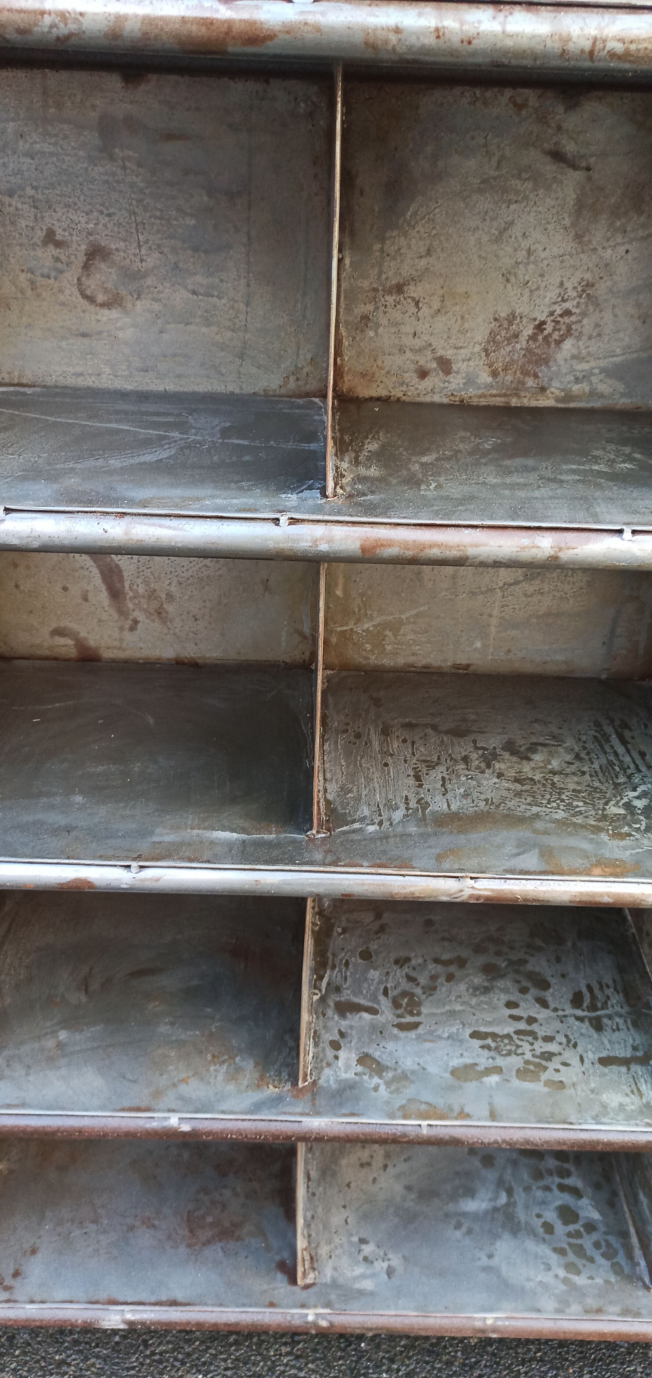 Shelf with metal lockers