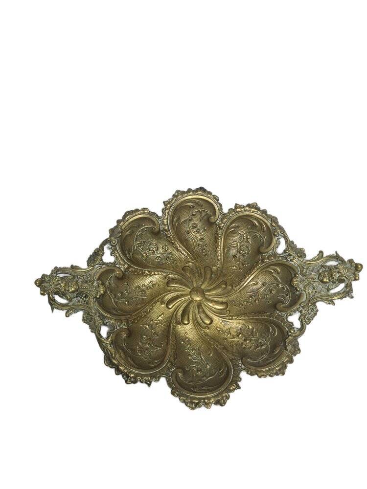 Art Nouveau fruit bowl on stand from Brothers Henneberg, Poland, 1900s