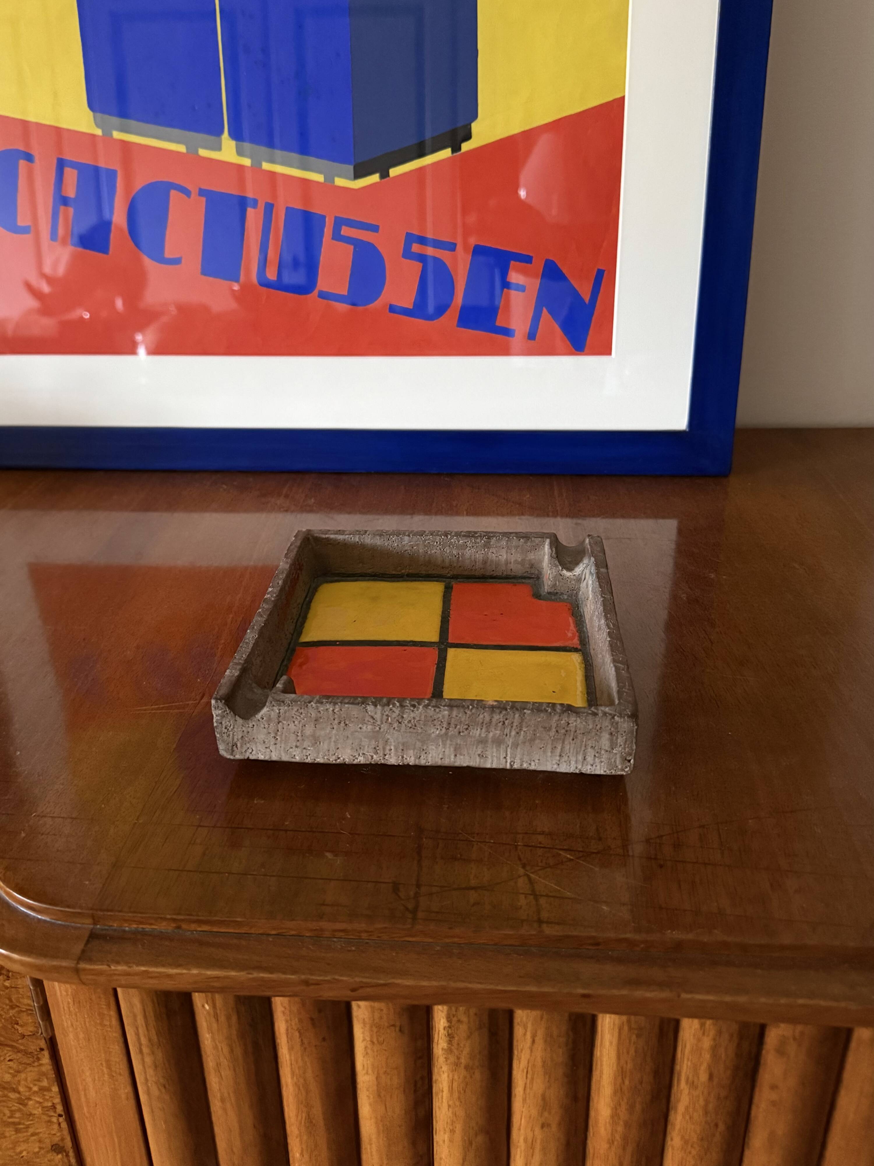 Mid-century space age ceramic ashtray, Aldo Londi Bitossi Italy 1970s