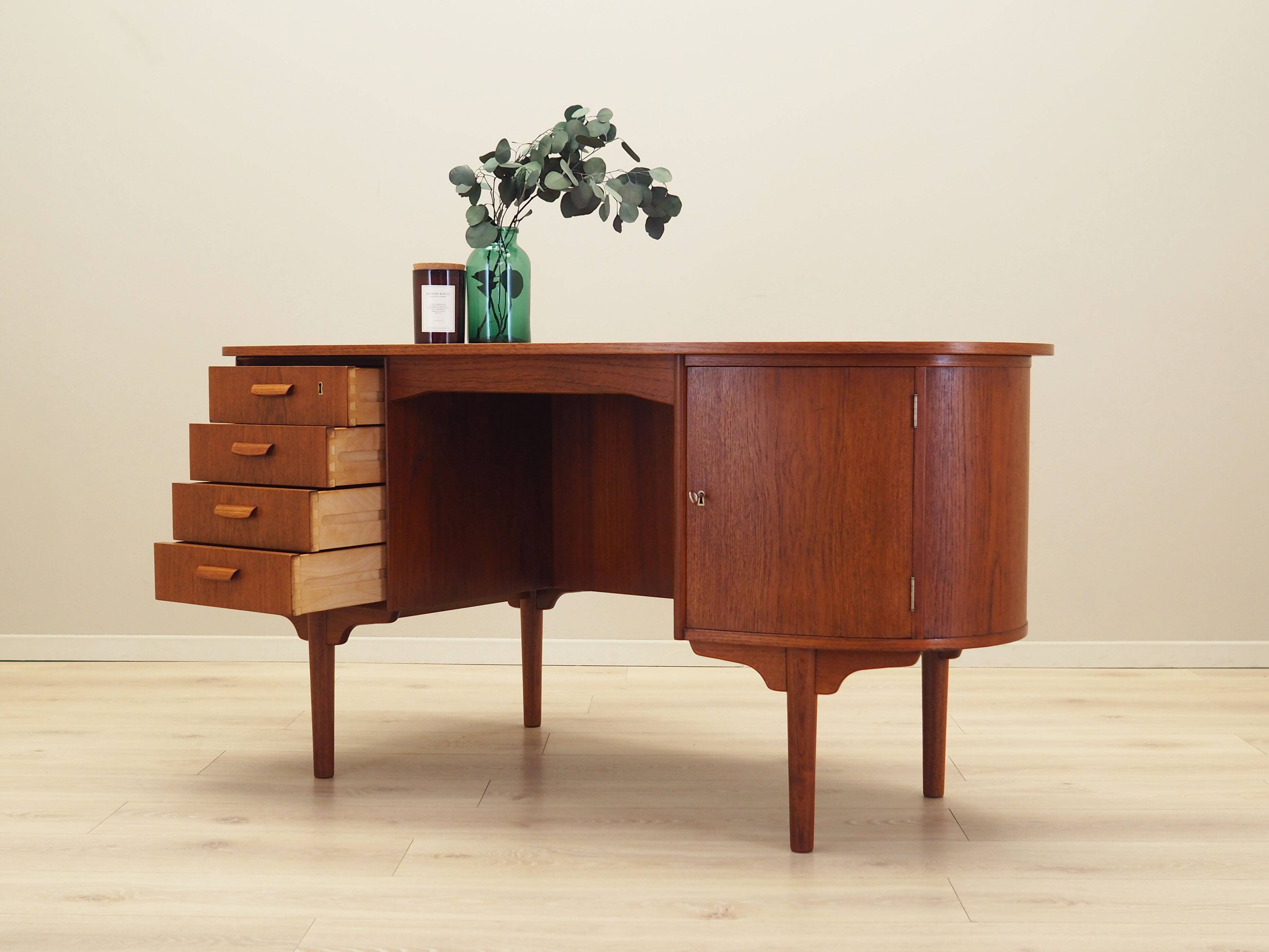 Teak desk, Danish design, 1970s, designer: H.P. Hansen, manufacturer: Rande