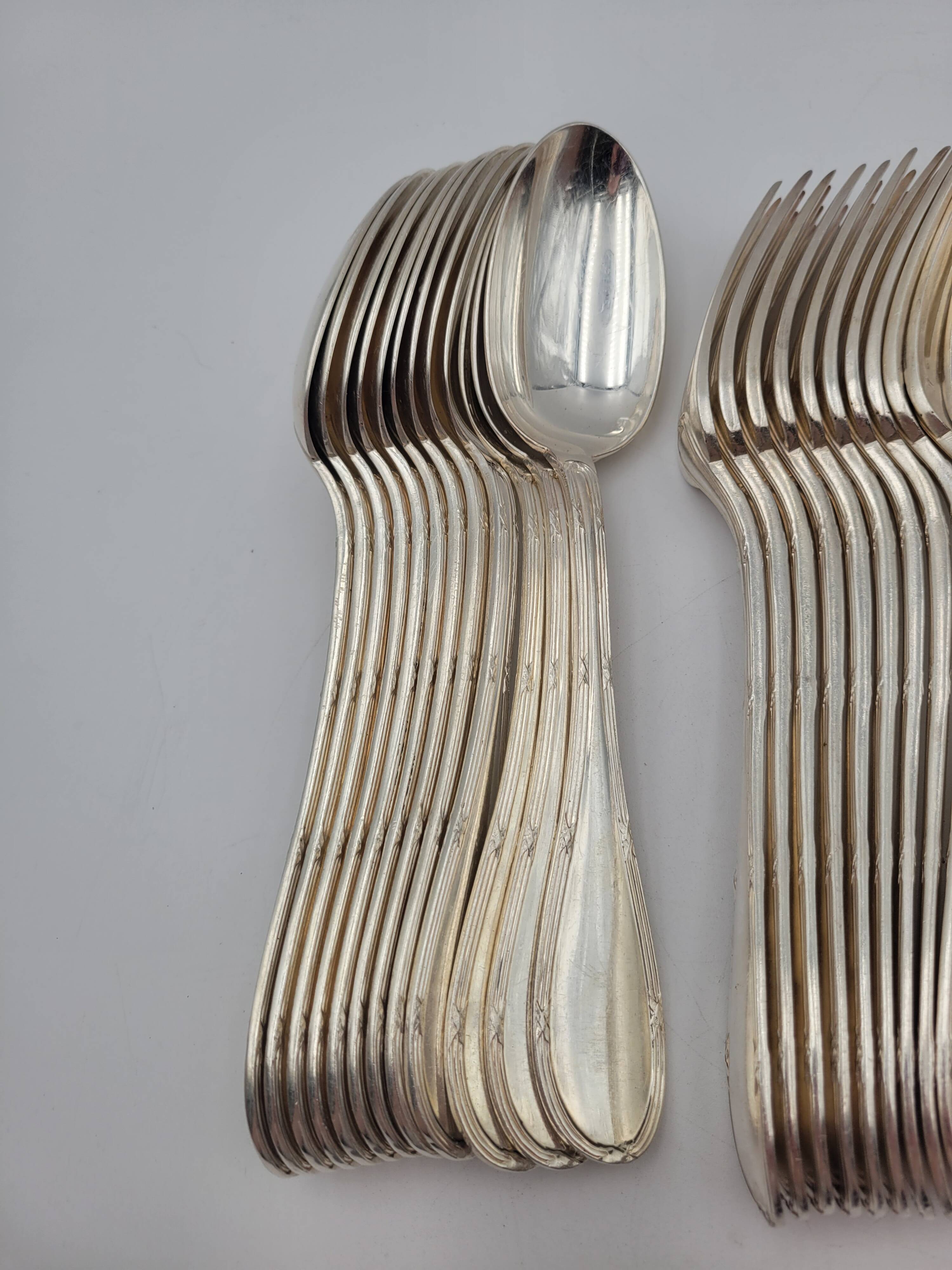 Ravinet d'Enfer silver plated cutlery set 38 pieces