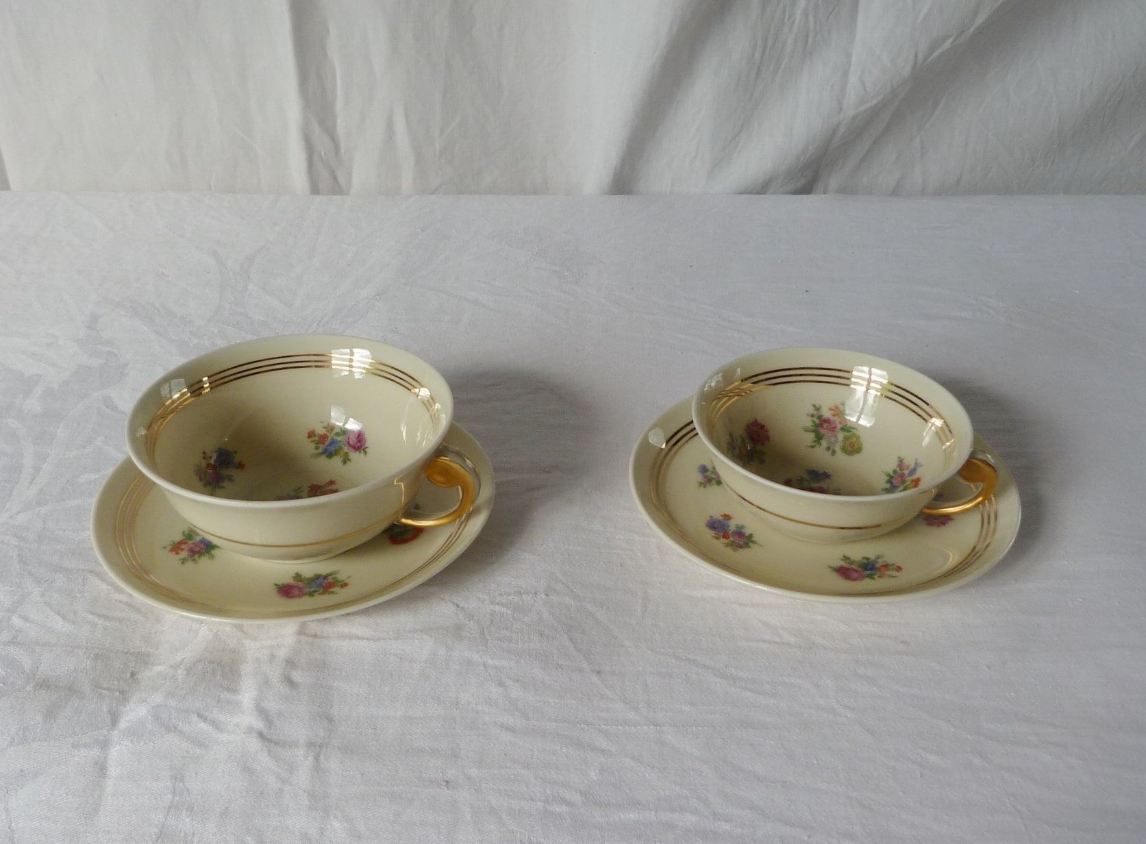 36-piece tea and coffee set