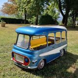 Bus montheillet vintage ride subject
