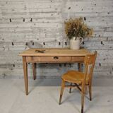 Dining table for 4/6 people