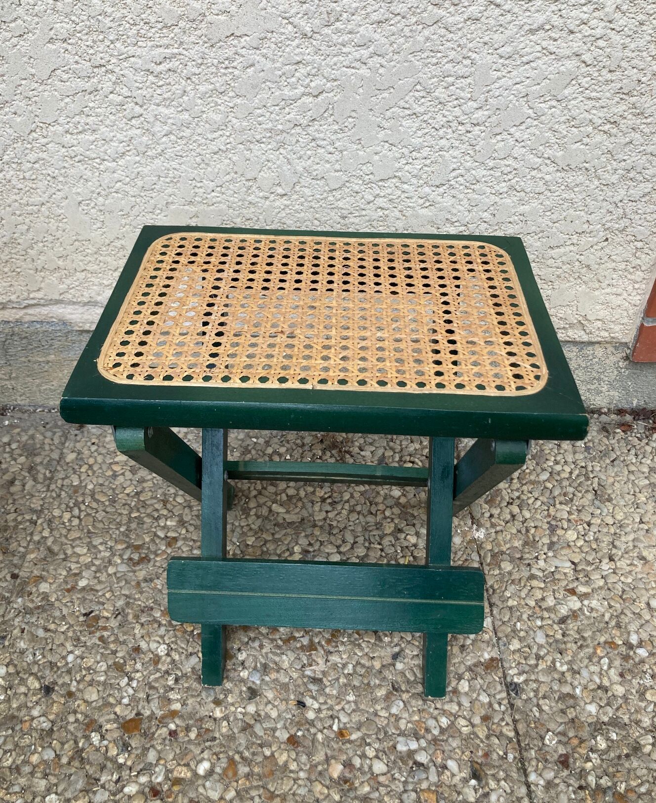 Folding stool in vintage canning