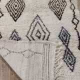 Handcrafted moroccan berber rug 172 x 87 cm