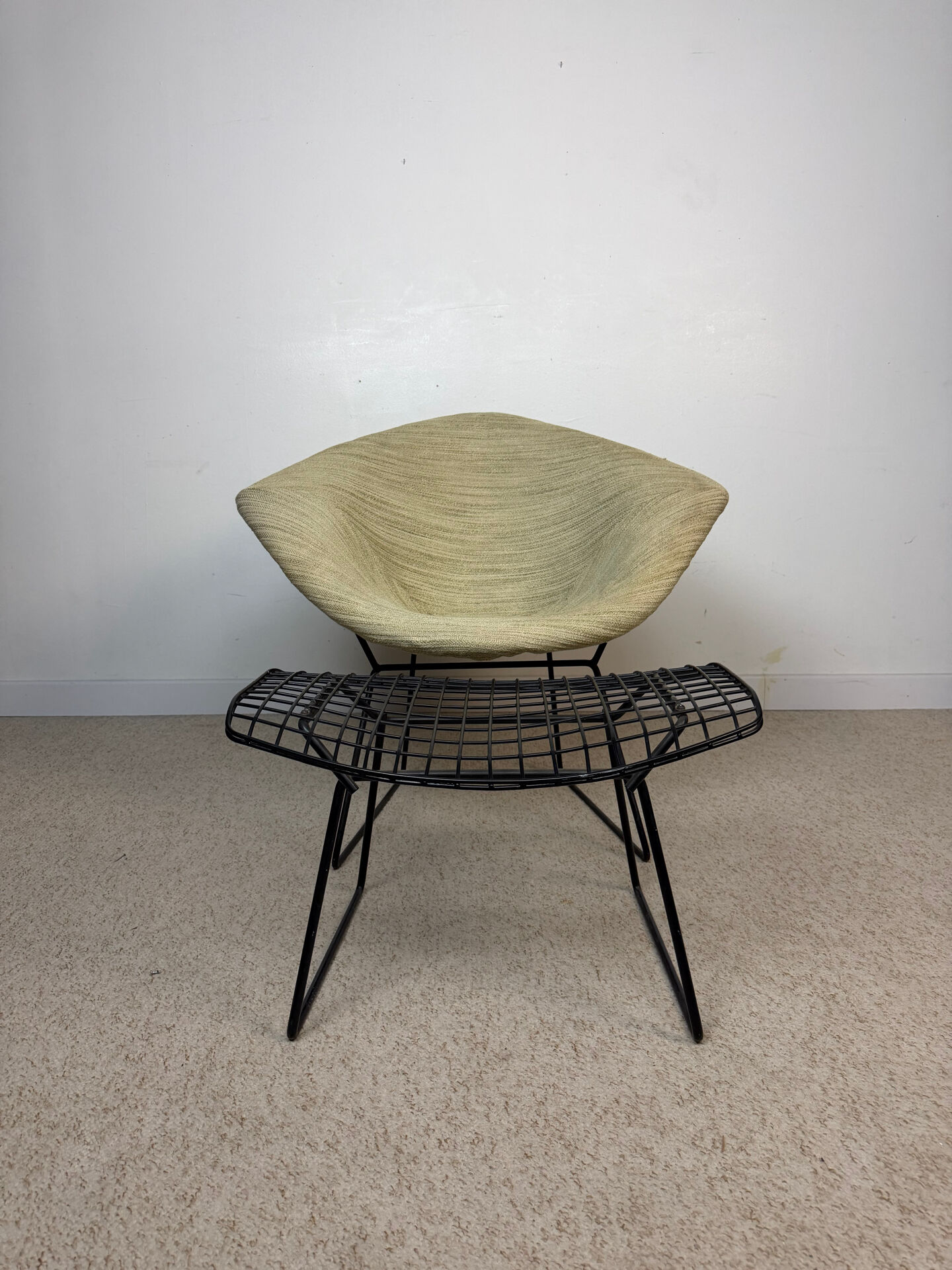 Diamond chair & ottoman by Harry Bertoia for Knoll