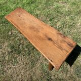 Tripod bench in brutalist oak