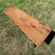 Banc tripode en chene brutaliste