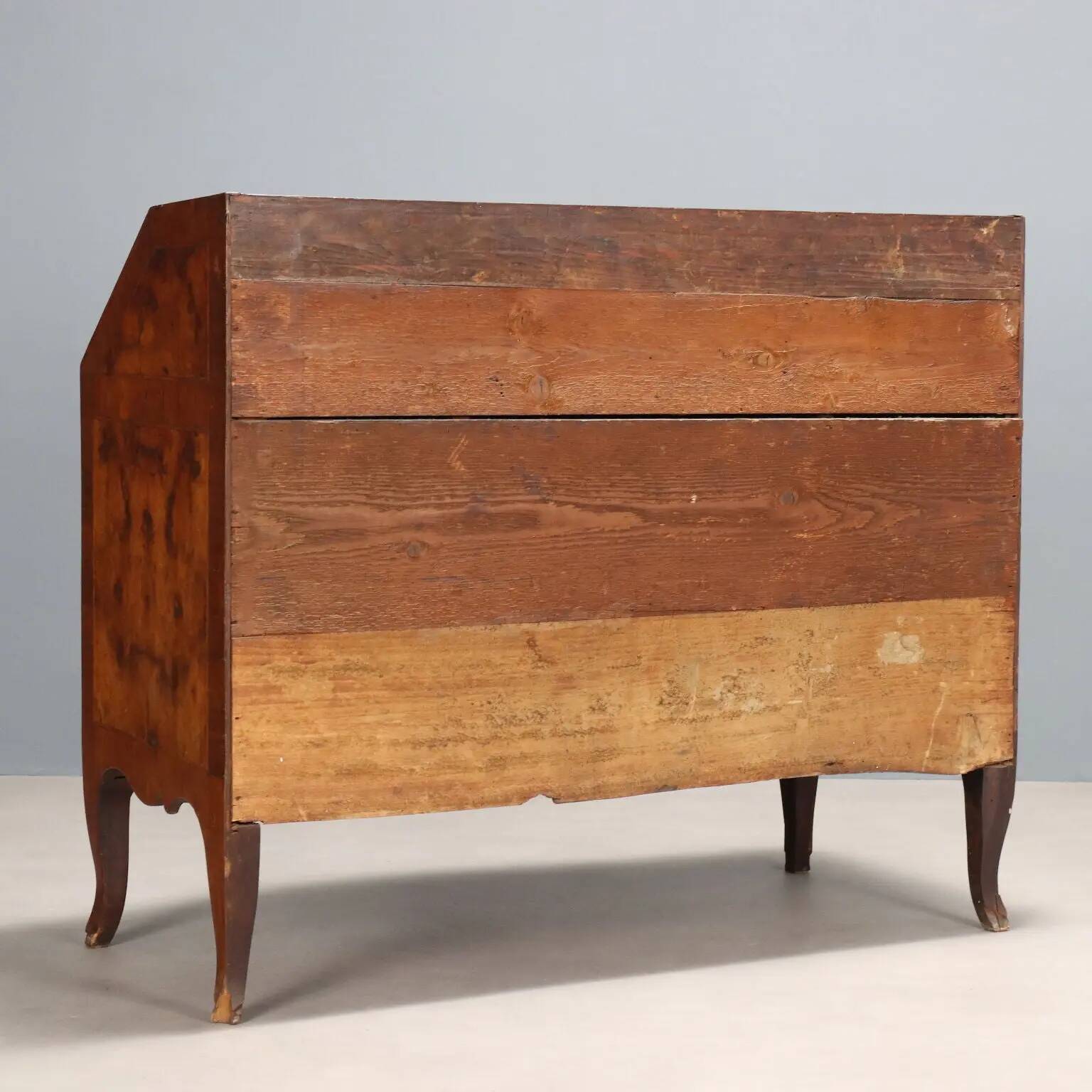 18th-century baroque secretary with a drop-down front in walnut and poplar.