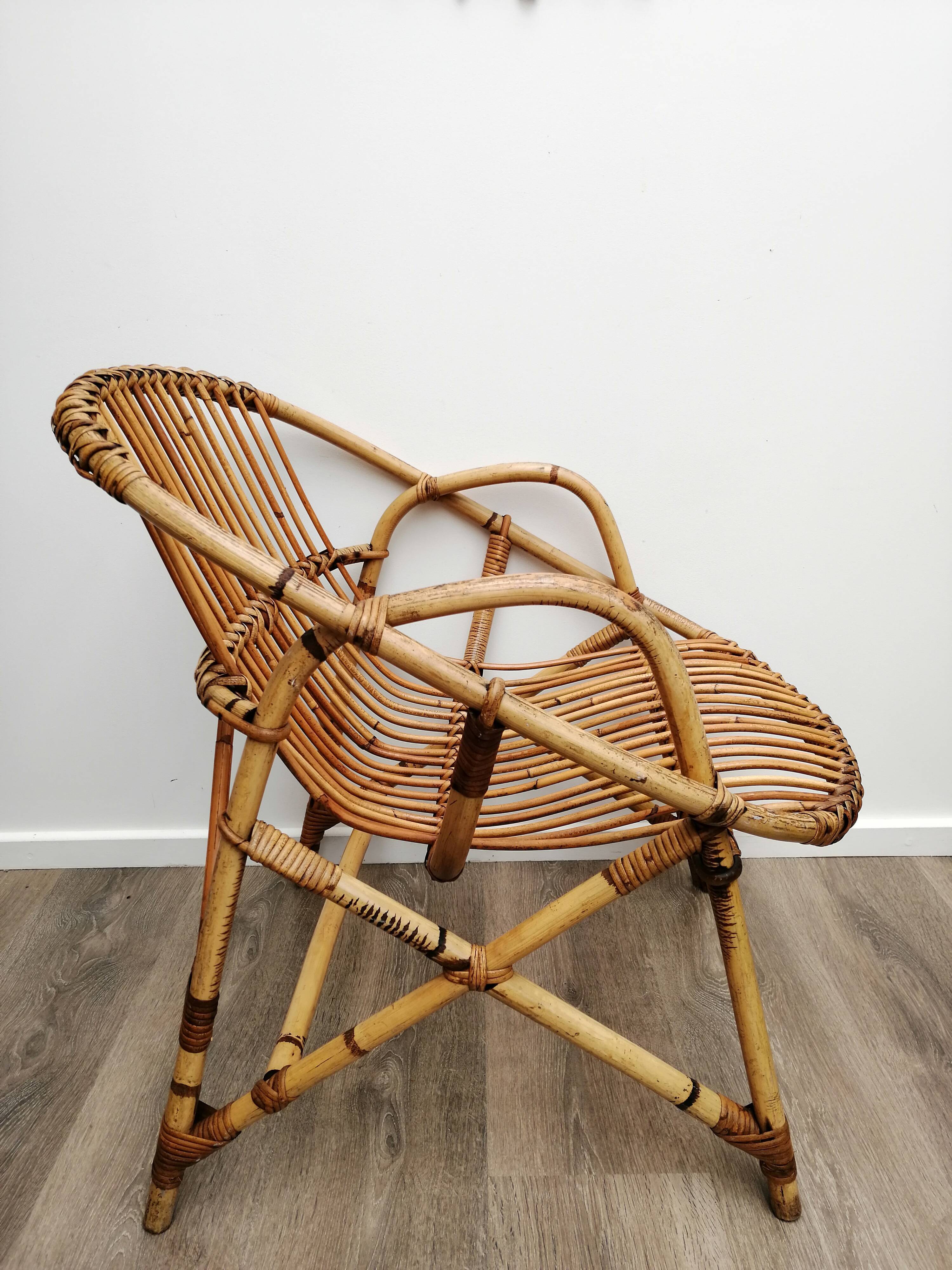 Tub rattan armchair