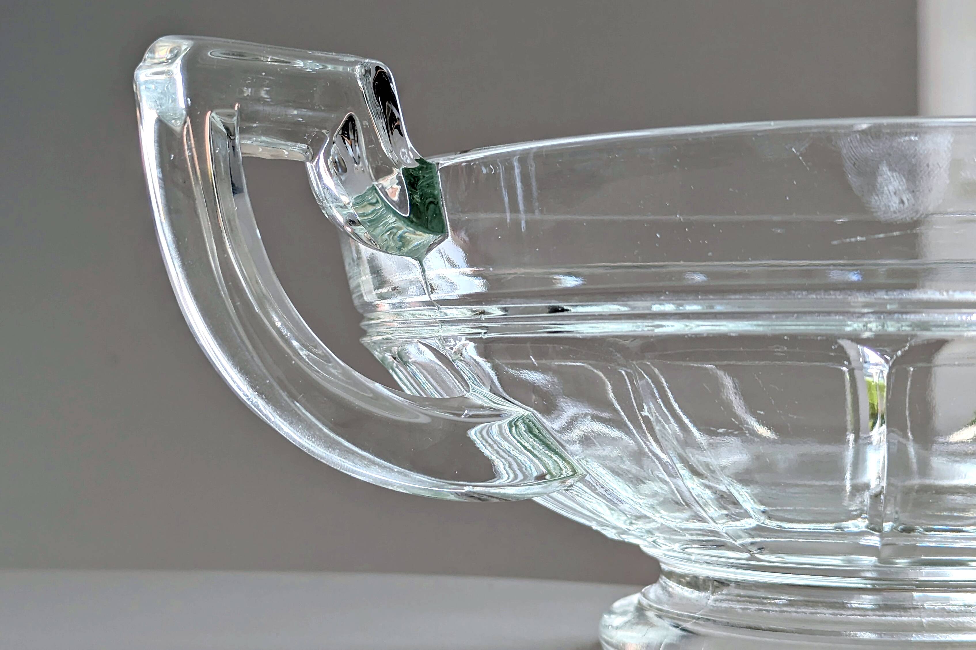 Glass fruit bowl, Val Saint Lambert style