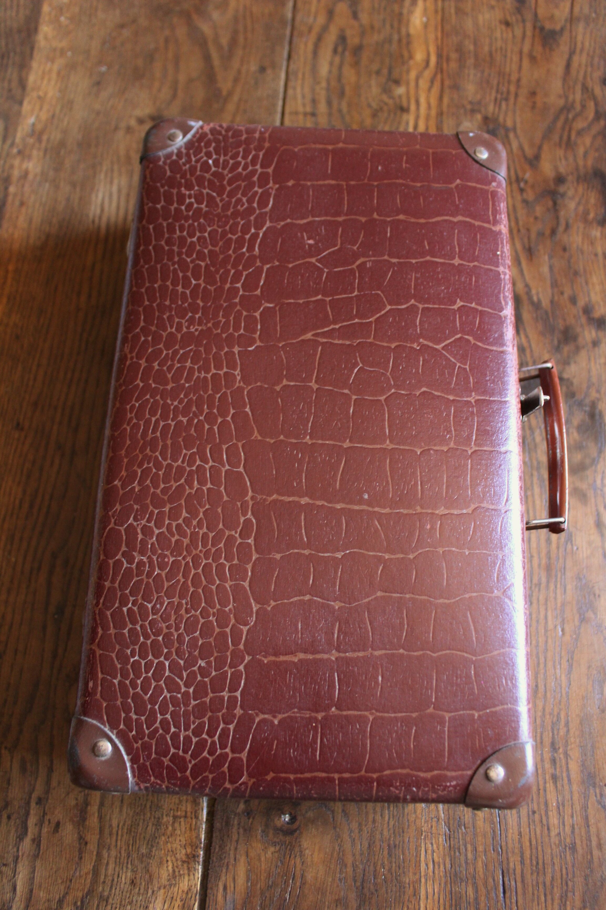 Vintage suitcase brown croco