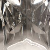 Baccarat crystal vase with chiseled motifs