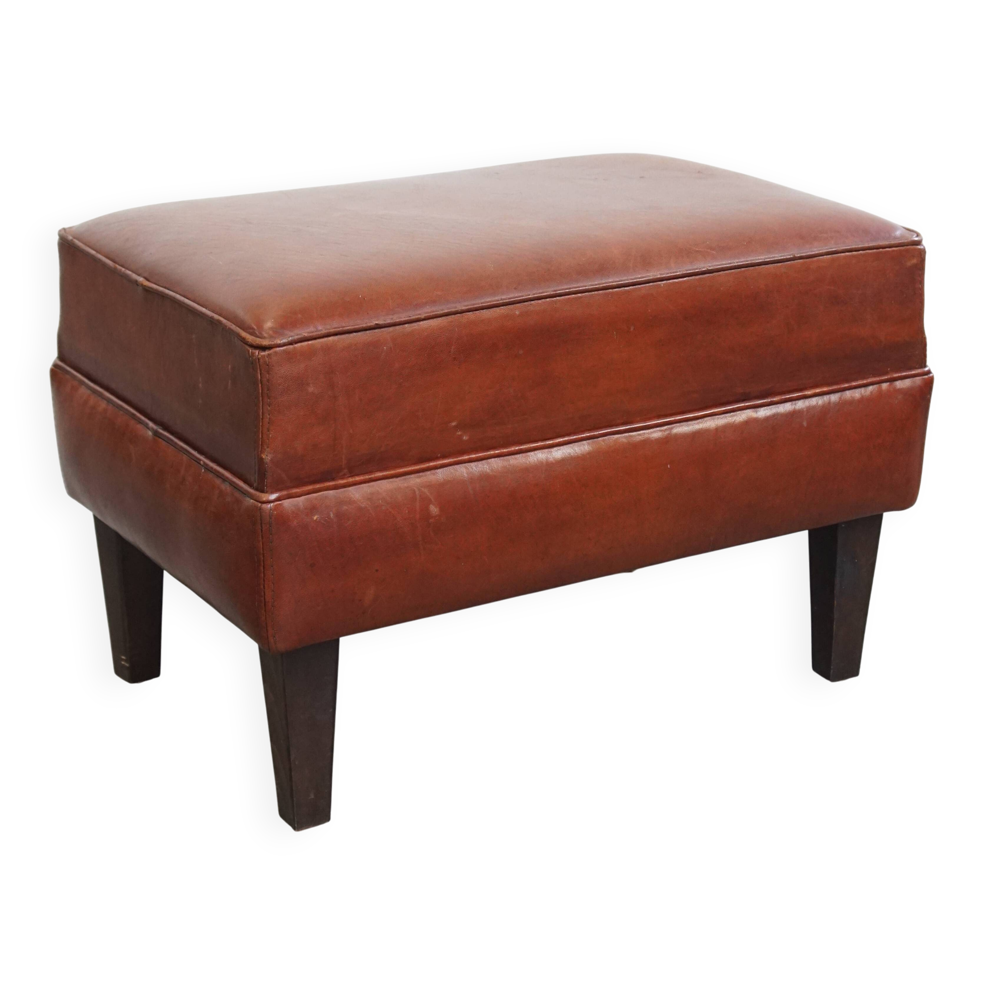 Pouf en cuir de mouton couleur cognac