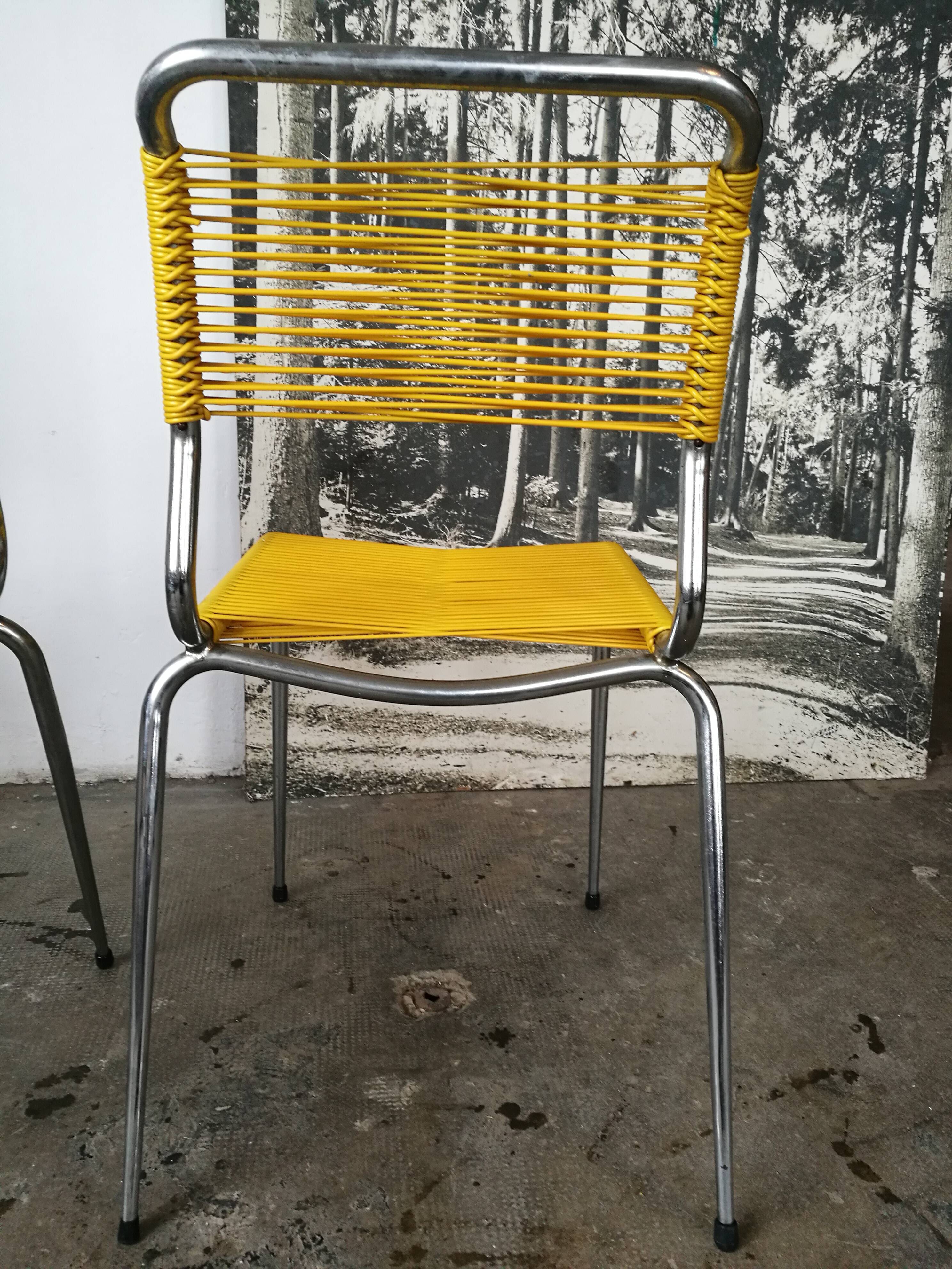 Set of 3 vintage scoubidou chairs