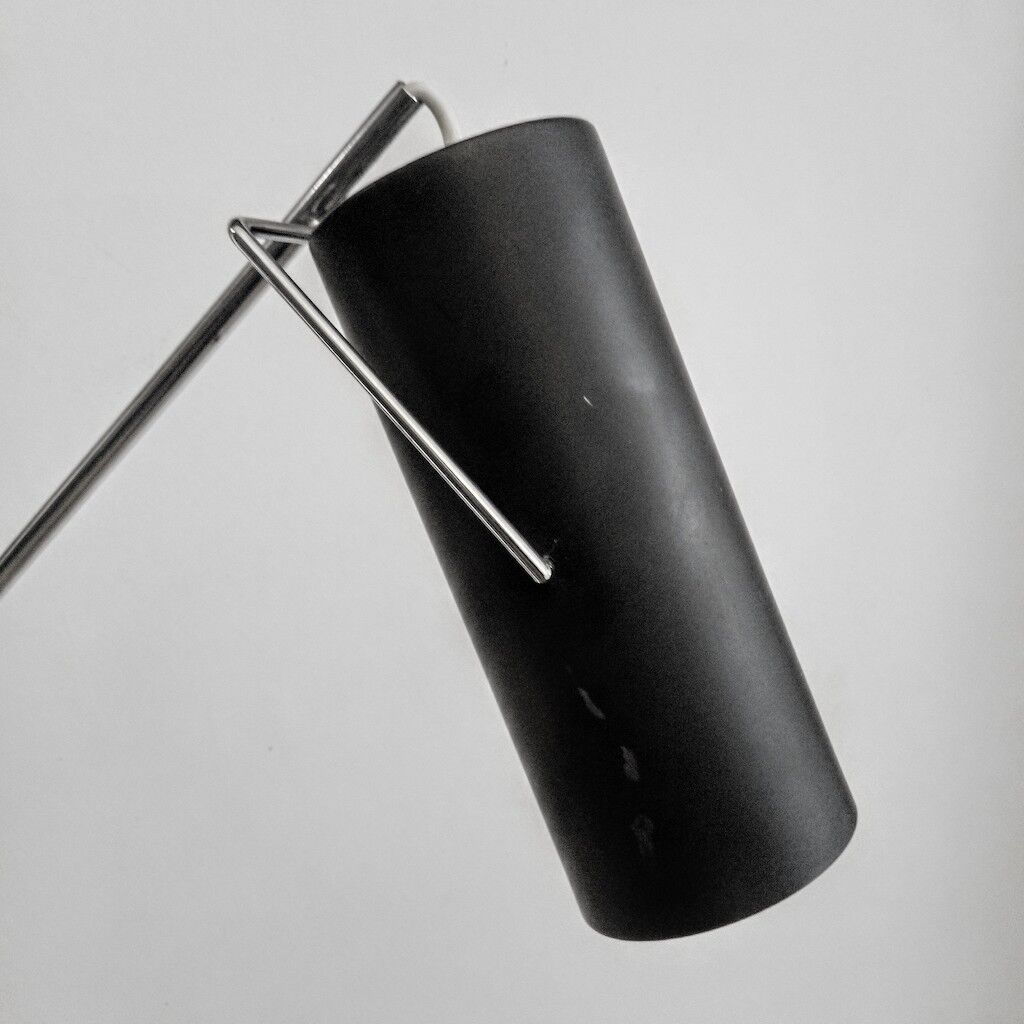 Raak wall sconce