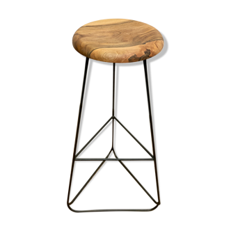 Tabouret de bar en acier et noyer