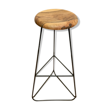 Tabouret de bar en acier et noyer