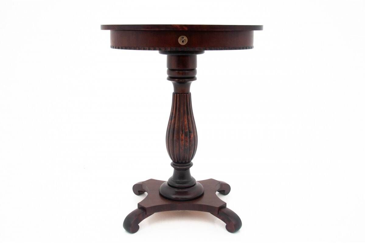 Antique thread table, Northern Europe, around 1860. After renovation.