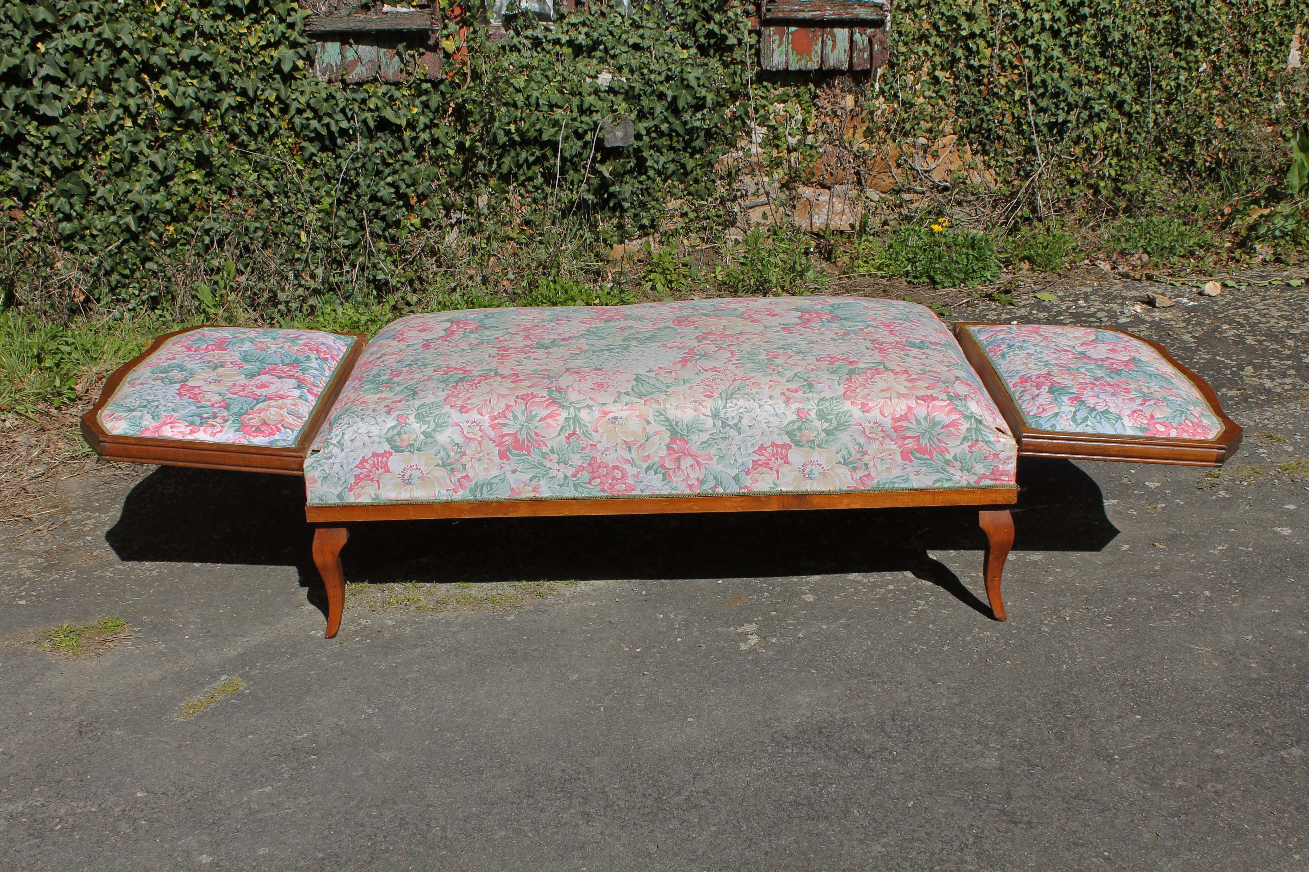 Art deco chaise