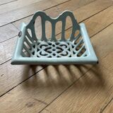 Vintage soap dish 250904