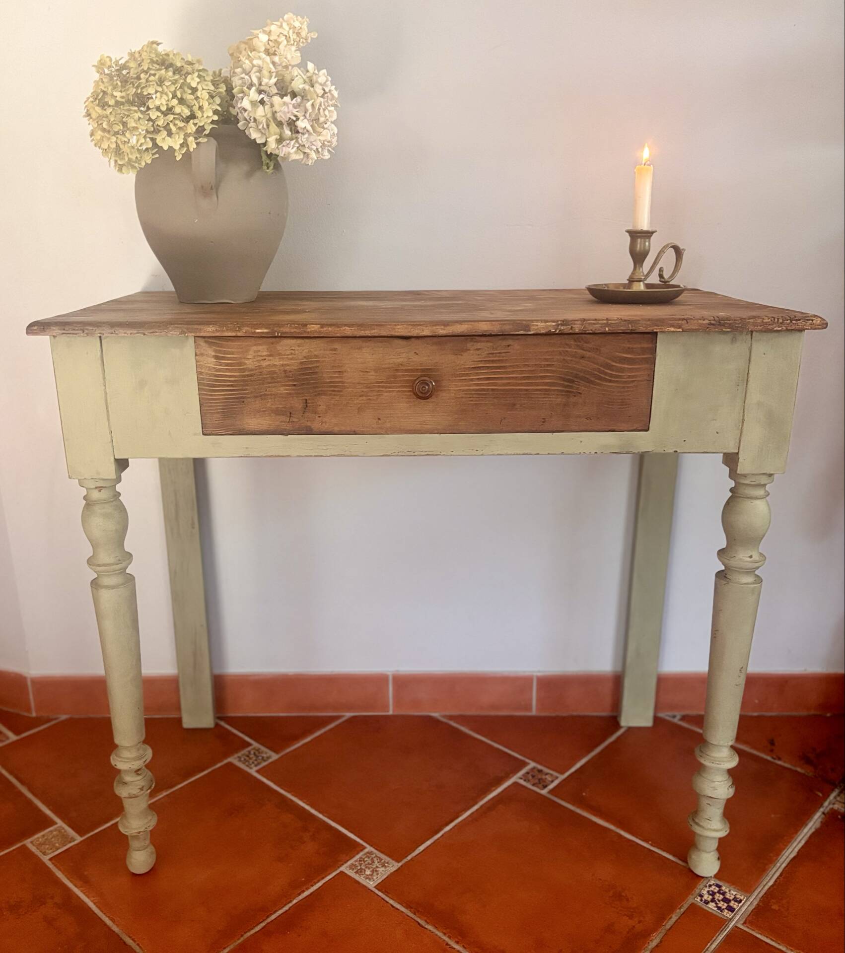 Old patinated wooden console – French country spirit, turned legs.