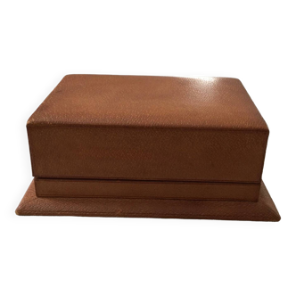 Leather cigarette box