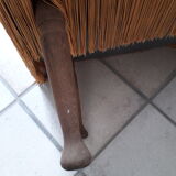 Yellow gold velvet pouf