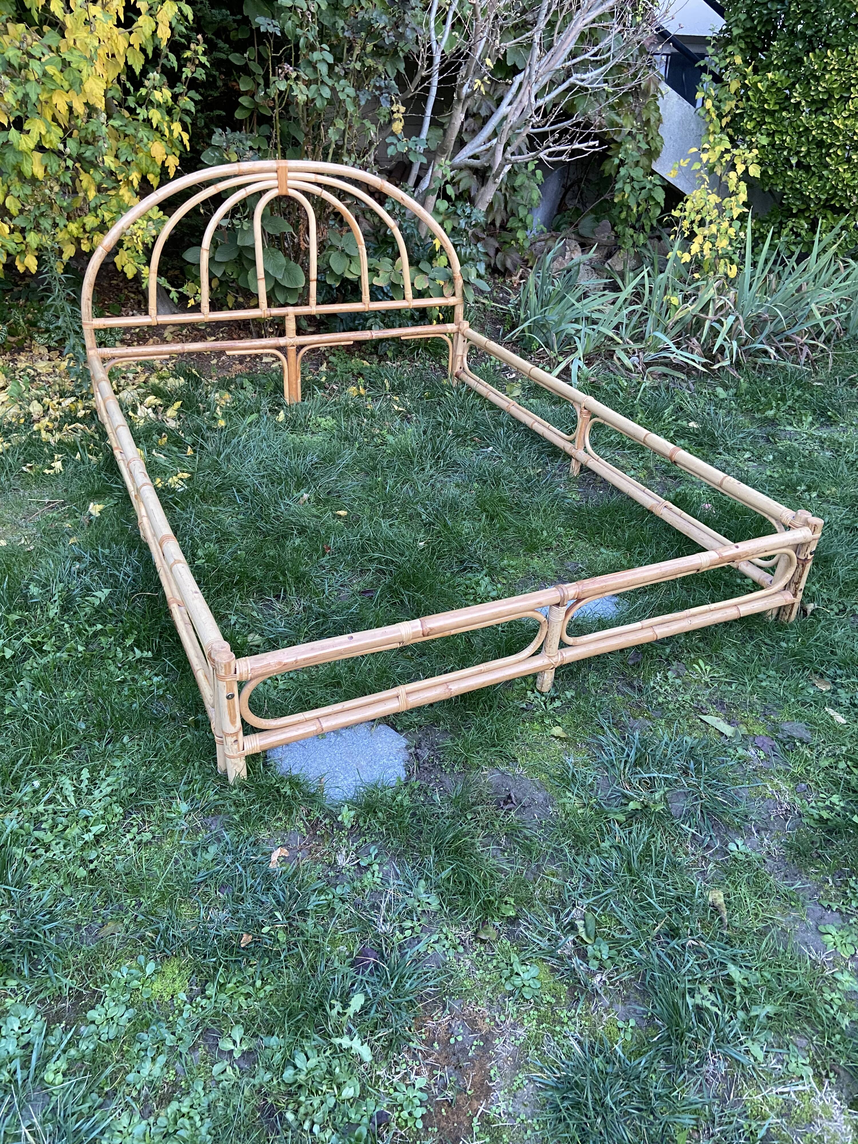 140x190 rattan and bamboo bed frame