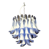 Lampadario con vetri petali di Murano fatti a mano